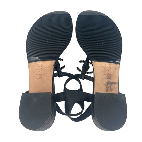 Chanel Lambskin Chain Interlocking CC Logo Thong Sandals in Black - Picture 16 of 16